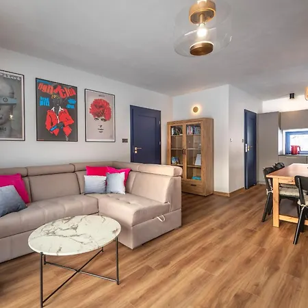 Osada Niebieskich Drzwi 39 B Ferienhaus Stronie Śląskie
