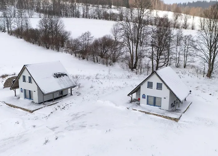 Osada Niebieskich Drzwi 39 B Dom wakacyjny *